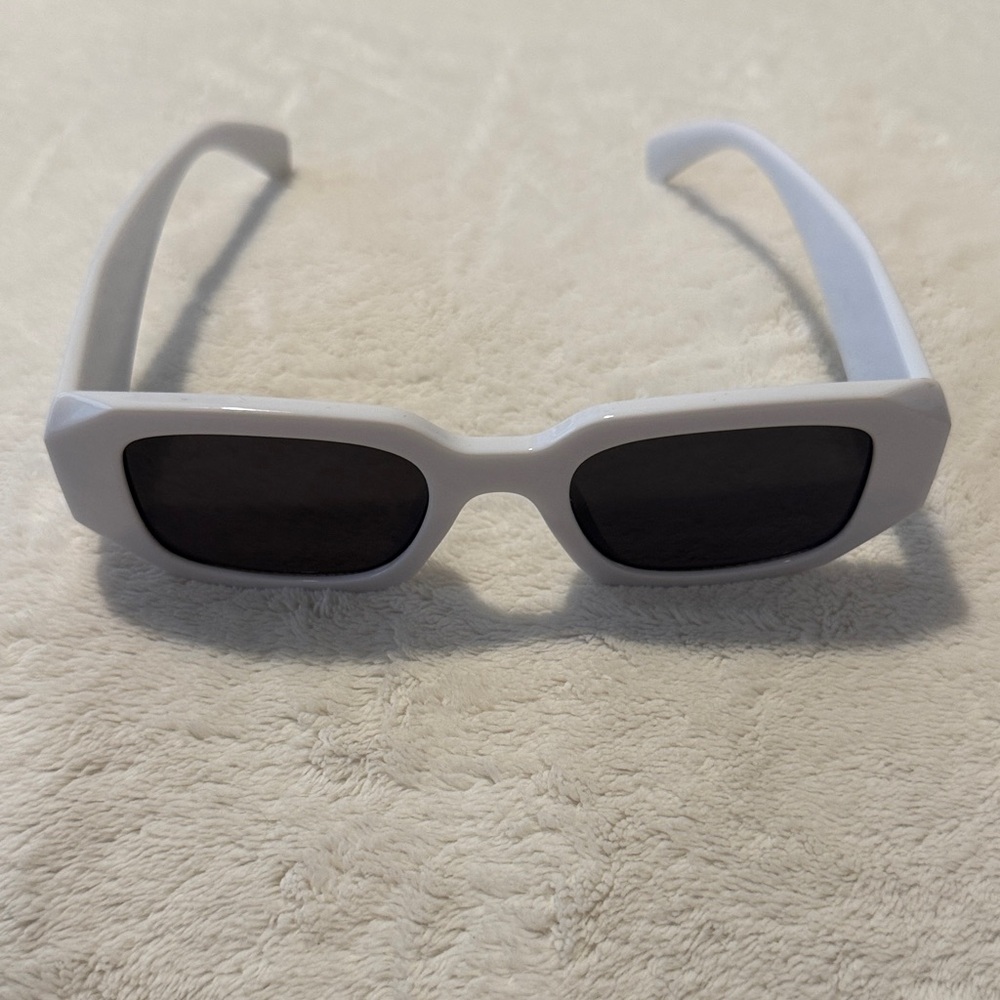 White Rectangle Frame Sunglasses with Black Lenses